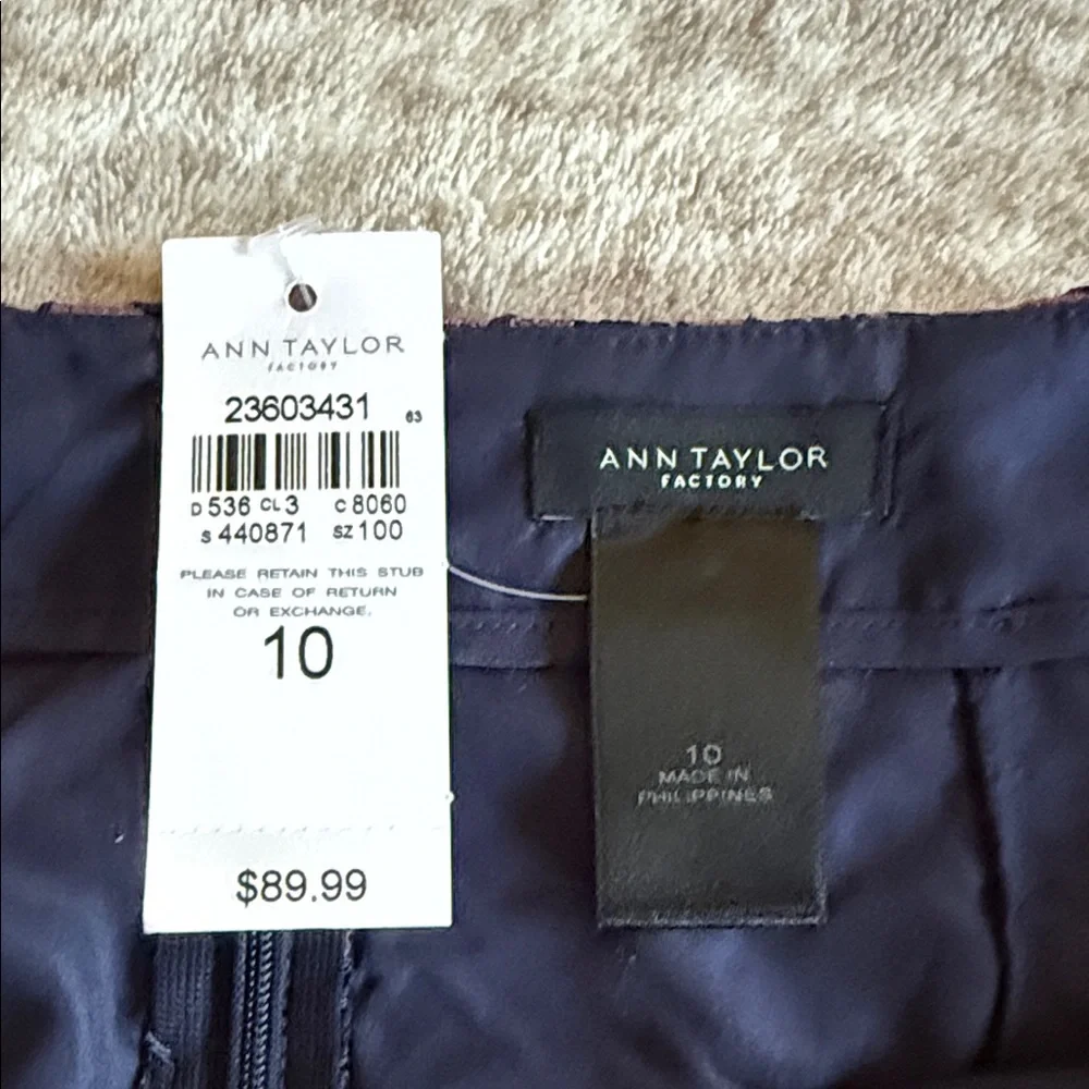 Ann Taylor Black and Purple Floral Lace Pencil Skirt Brand New - Picture 4 of 5